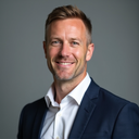 Oliver Bennett